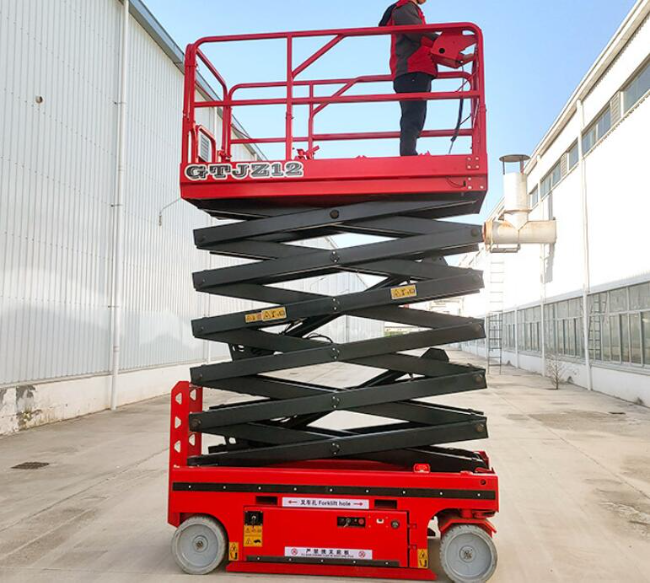 呼图壁自行走移动式升降机